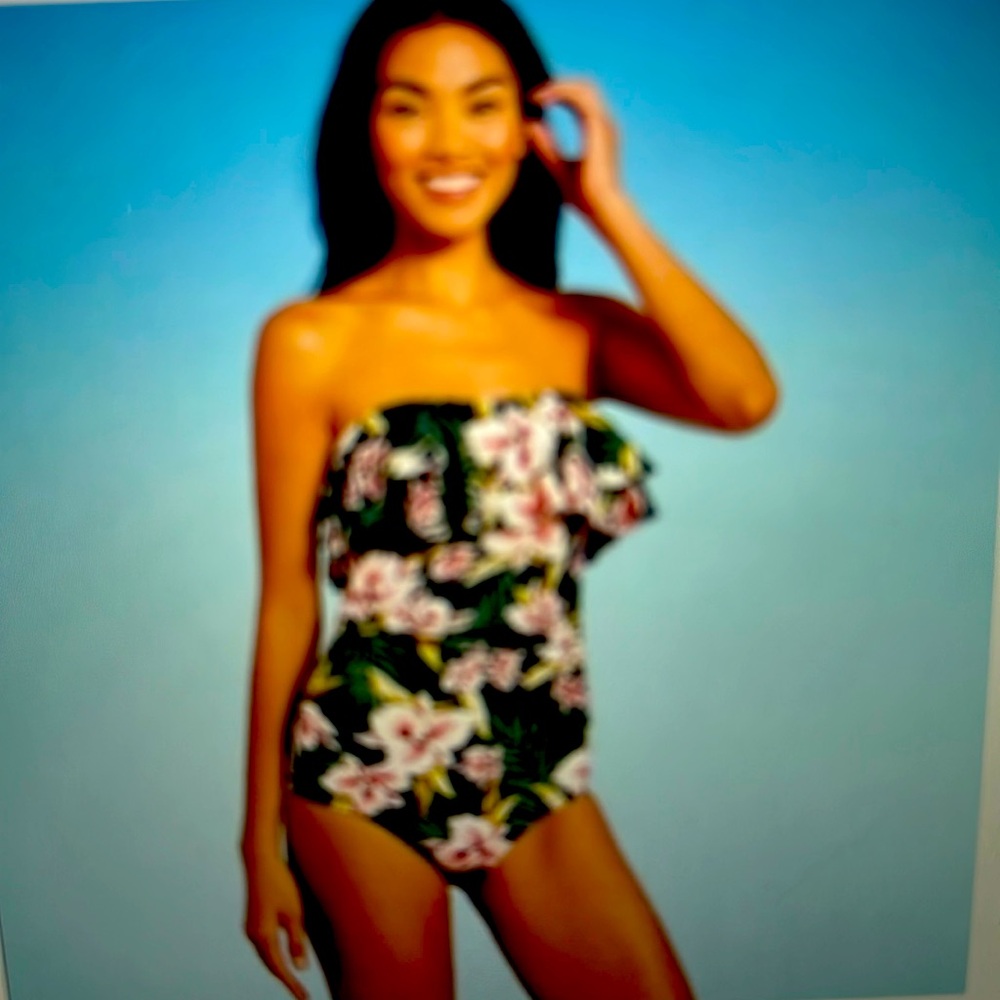 NWT! Kona Sol One Piece